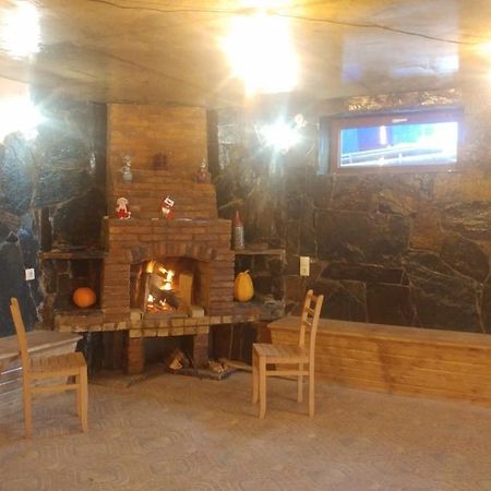 Mariana'S Guest House 梅斯蒂亚 外观 照片