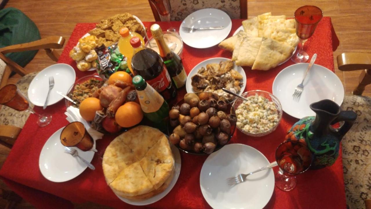 Mariana'S Guest House 梅斯蒂亚 外观 照片