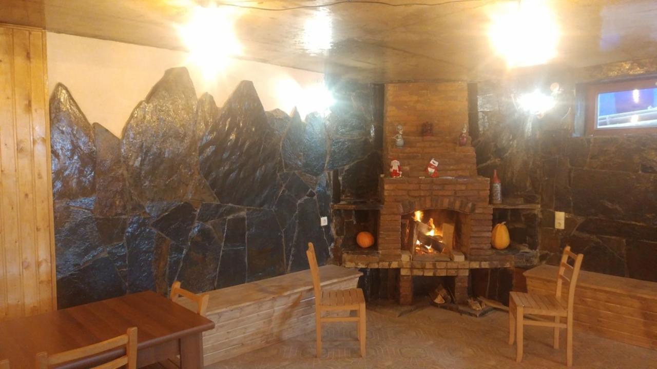 Mariana'S Guest House 梅斯蒂亚 外观 照片